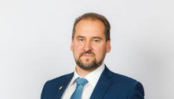Maxim Glazunov